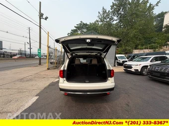 2016 Honda Pilot Touring w/Navigation & RES - miniatura 40