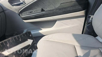 2016 Honda Pilot Touring w/Navigation & RES - miniatura 31