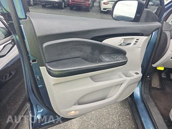 2016 Honda Pilot Touring w/Navigation & RES - miniatura 9