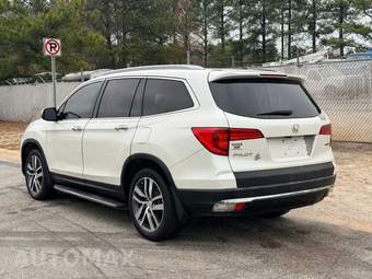 2016 Honda Pilot Touring w/Navigation & RES - miniatura 3