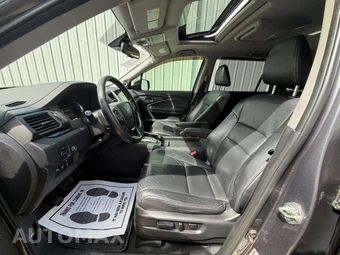 2016 Honda Pilot Touring w/Navigation & RES - miniatura 36