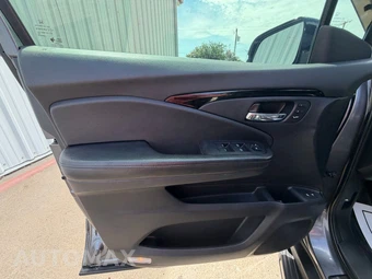2016 Honda Pilot Touring w/Navigation & RES - miniatura 40