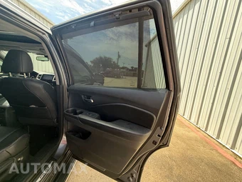 2016 Honda Pilot Touring w/Navigation & RES - miniatura 47