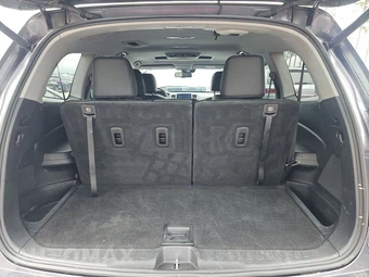 2016 Honda Pilot Touring w/Navigation & RES - miniatura 17