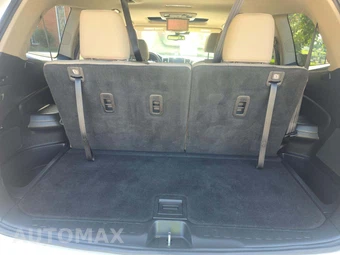 2016 Honda Pilot Touring w/Navigation & RES - miniatura 15