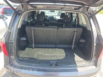 2016 Honda Pilot Touring w/Navigation & RES - miniatura 17