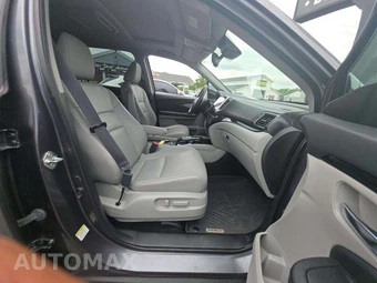 2016 Honda Pilot Touring w/Navigation & RES - miniatura 19