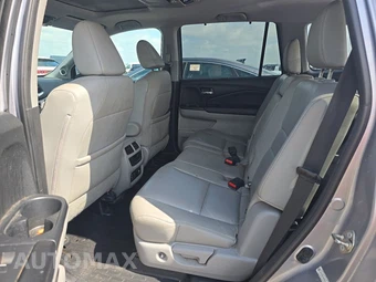 2016 Honda Pilot Touring w/Navigation & RES – miniatura 13