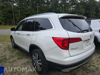 2016 Honda Pilot Touring w/Navigation & RES - miniatura 2