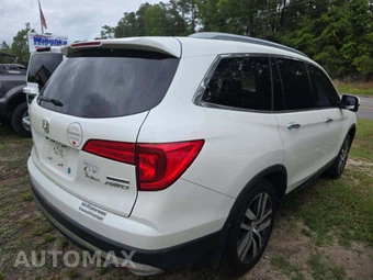 2016 Honda Pilot Touring w/Navigation & RES - miniatura 3