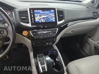 2016 Honda Pilot Touring w/Navigation & RES - miniatura 11