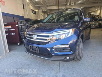 2016 Honda Pilot Touring w/Navigation & RES