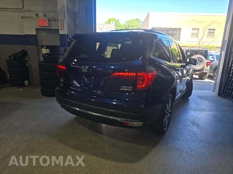 2016 Honda Pilot Touring w/Navigation & RES - miniatura 3