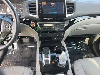 2016 Honda Pilot Touring w/Navigation & RES – miniatura 11