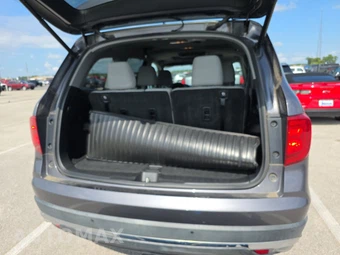 2016 Honda Pilot Touring w/Navigation & RES – miniatura 17