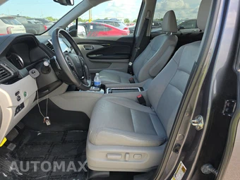 2016 Honda Pilot Touring w/Navigation & RES – miniatura 7
