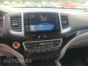 2016 Honda Pilot Touring w/Navigation & RES – miniatura 11