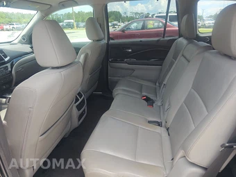 2016 Honda Pilot Touring w/Navigation & RES – miniatura 13
