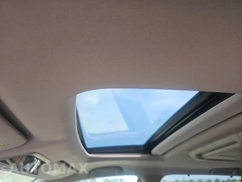 2016 Honda Pilot Touring w/Navigation & RES – miniatura 17