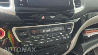 2016 Honda Pilot Touring w/Navigation & RES – miniatura 21