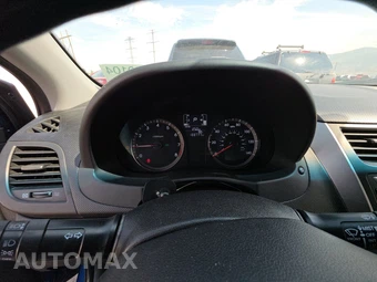 2016 Hyundai Accent SE Hatchback - miniatura 12