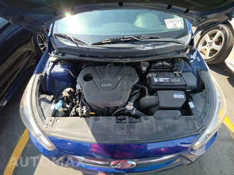 2016 Hyundai Accent SE Hatchback - miniatura 15