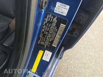 2016 Hyundai Accent SE Hatchback – miniatura 2