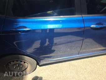 2016 Hyundai Accent SE Hatchback – miniatura 28