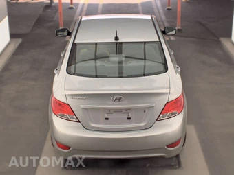 2016 Hyundai Accent SE Sedan – miniatura 5