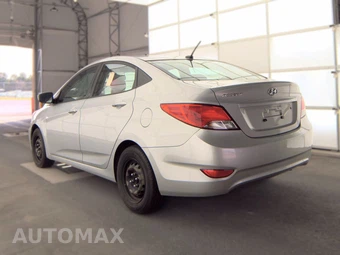 2016 Hyundai Accent SE Sedan – miniatura 6