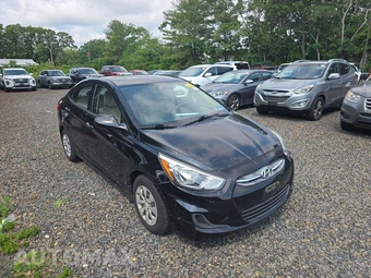 2016 Hyundai Accent SE Sedan – miniatura 4