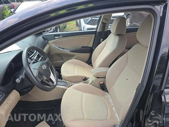 2016 Hyundai Accent SE Sedan – miniatura 6