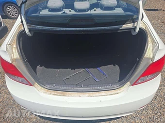 2016 Hyundai Accent SE Sedan – miniatura 14