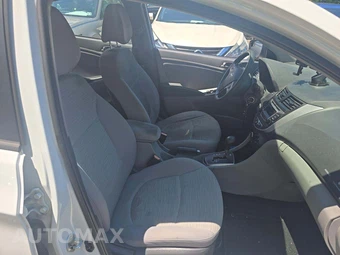 2016 Hyundai Accent SE Sedan – miniatura 18
