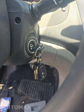 2016 Hyundai Accent SE Sedan – miniatura 8