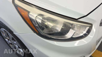 2016 Hyundai Accent SE Sedan - miniatura 42