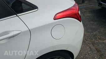 2016 Hyundai Elantra GT Hatchback – miniatura 24
