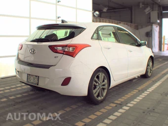 2016 Hyundai Elantra GT Hatchback – miniatura 4