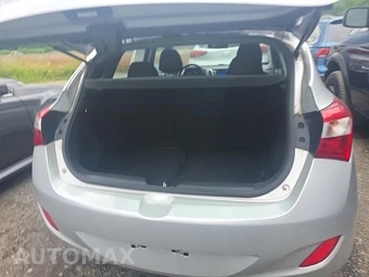2016 Hyundai Elantra GT Hatchback – miniatura 19