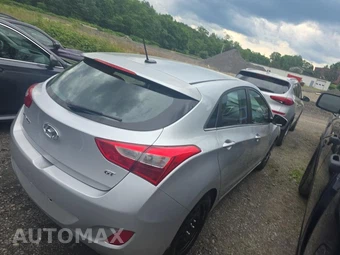 2016 Hyundai Elantra GT Hatchback – miniatura 4