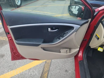 2016 Hyundai Elantra GT Hatchback – miniatura 9