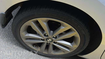2016 Hyundai Elantra GT Hatchback - miniatura 32