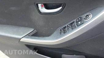 2016 Hyundai Elantra GT Hatchback - miniatura 33