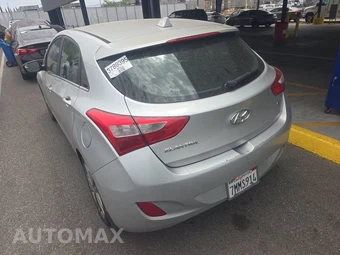 2016 Hyundai Elantra GT Hatchback - miniatura 6