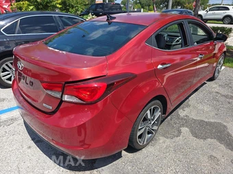 2016 Hyundai Elantra Limited Sedan – miniatura 3