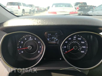 2016 Hyundai Elantra SE Sedan – miniatura 12