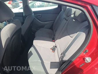 2016 Hyundai Elantra SE Sedan – miniatura 13