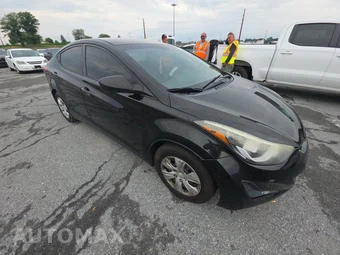2016 Hyundai Elantra SE Sedan - miniatura 3