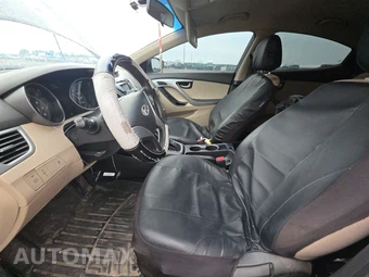 2016 Hyundai Elantra SE Sedan - miniatura 7