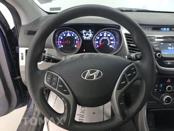 2016 Hyundai Elantra SE Sedan – miniatura 10